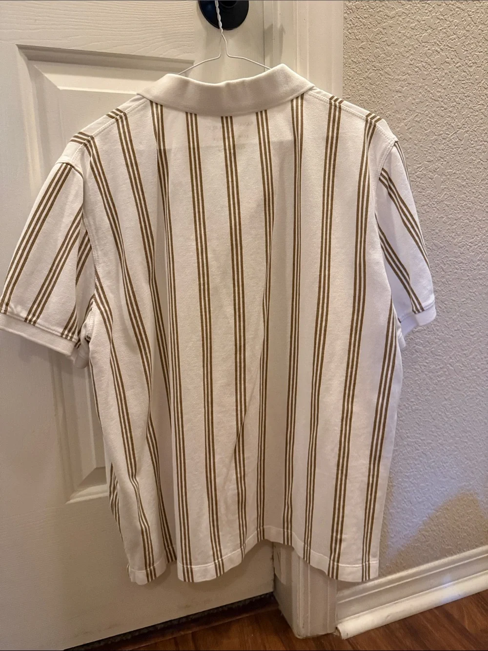 Banana Republic White Polo with Tan Vertical Stripes